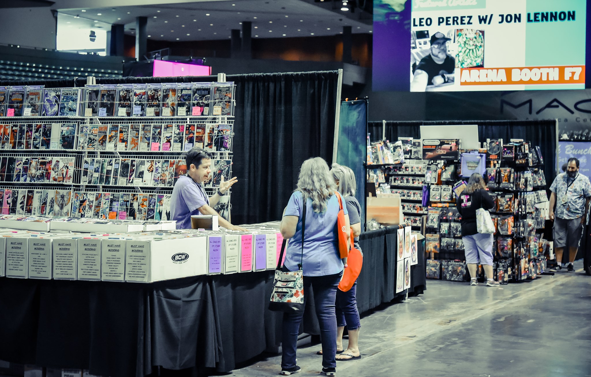 Comic Con Invades Omaha! The Review Junkie